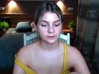 Mary-Bowen naked Live Sex Chat Room