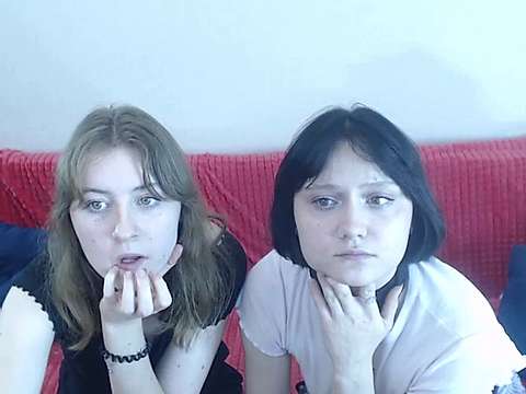PollyCandy naked stripping on cam for live sex video chat