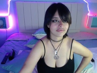 Sara-Tommson naked Live Sex Chat Room