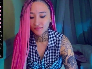 UtaWild naked Live Sex Chat Room