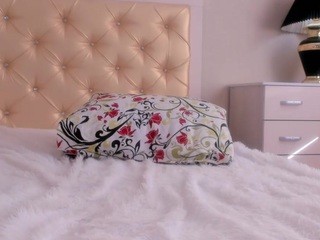 zivvali naked Live Sex Chat Room