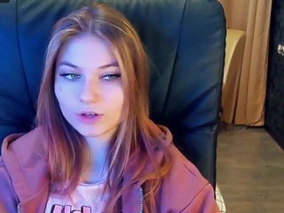MilksShake naked Live Sex Chat Room