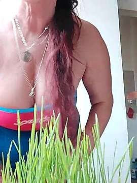 Tinaforever naked stripping on cam for live sex video chat