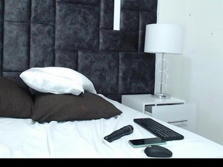 vaneessaa naked Live Sex Chat Room