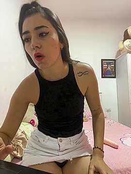 Amira_bittarOD naked stripping on cam for live sex video chat