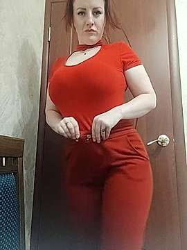 DreamyConnie naked stripping on cam for live sex video chat