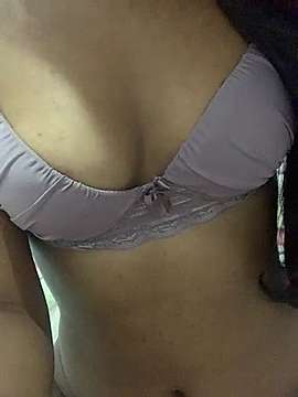 estreliinhaa naked stripping on cam for live sex video chat