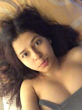 Jade_Kind naked stripping on cam for live sex video chat