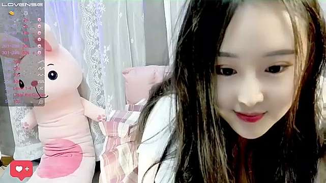 JannePear naked stripping on cam for live sex video chat