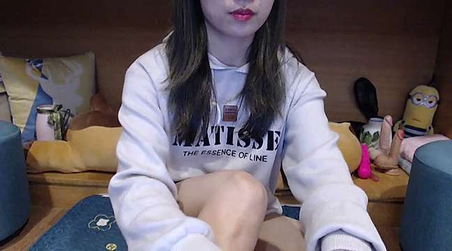 luckynira naked stripping on cam for live sex video chat