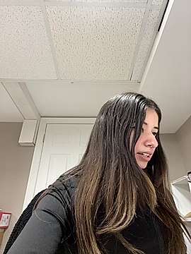 Petite32DD naked stripping on cam for live sex video chat
