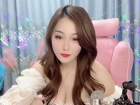 XIAO_fangyuan naked stripping on cam for live sex video chat