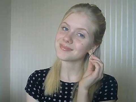 Anastelisa naked stripping on cam for live sex video chat