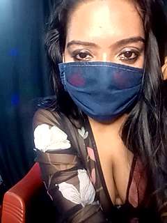 hornyy-teen naked stripping on cam for live sex video chat