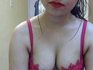 IAmRiyaaa naked stripping on cam for live sex video chat