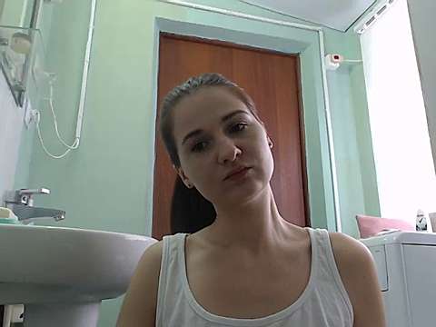 -KariiinaSweett- naked stripping on cam for live sex video chat