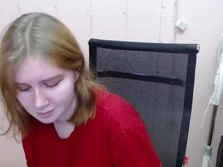 Lira-Ginger naked Live Sex Chat Room