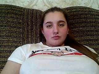 –Lovely– naked stripping on cam for live sex video chat