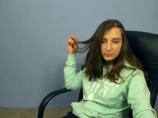 Meeeeeelissaa naked Live Sex Chat Room