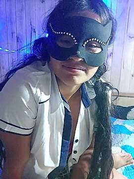 noemi1999 naked stripping on cam for live sex video chat