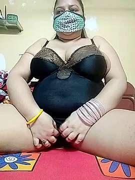 Notisimran naked stripping on cam for live sex video chat