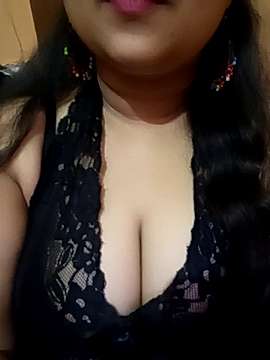 Renu_05 naked stripping on cam for live sex video chat