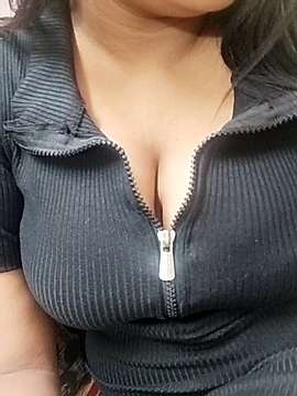Shakilaa_Roy naked stripping on cam for live sex video chat