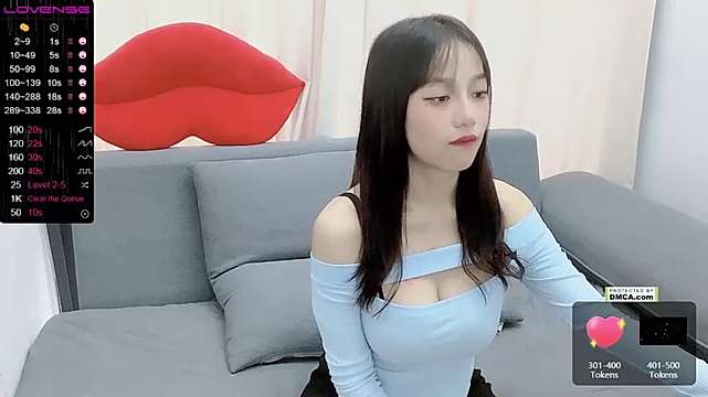 -SKYLAR naked stripping on cam for live sex video chat