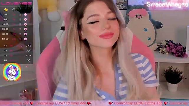 SweeetAhegao naked stripping on cam for live sex video chat