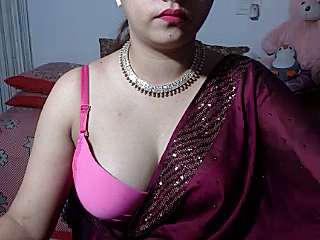 Swizel naked stripping on cam for live sex video chat