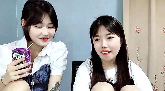 XiaoJingYa naked stripping on cam for live sex video chat