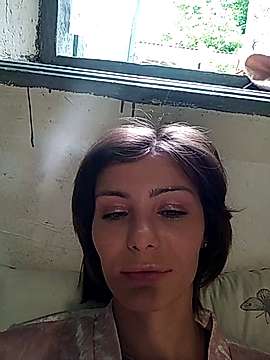 SandracakeX naked stripping on cam for live sex video chat
