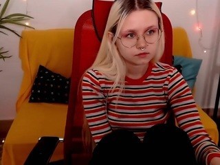 Roxi-star naked Live Sex Chat Room