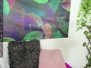Suraya_ naked Live Sex Chat Room