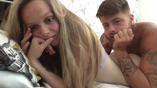 UK_Cple_JM naked stripping on cam for live sex video chat