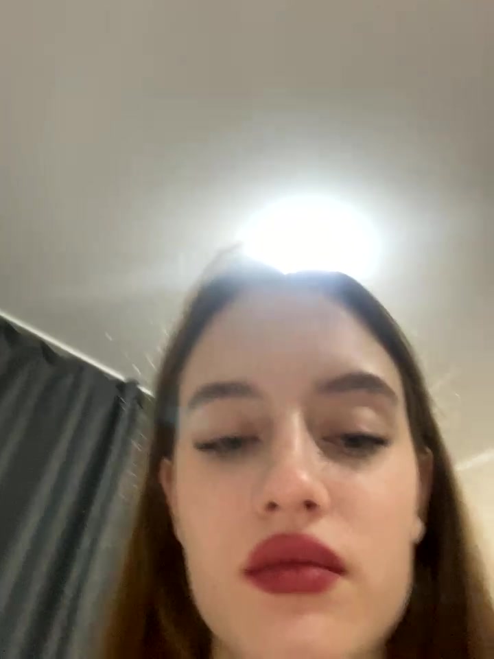 Eva_Stivens naked stripping on cam for live sex video chat