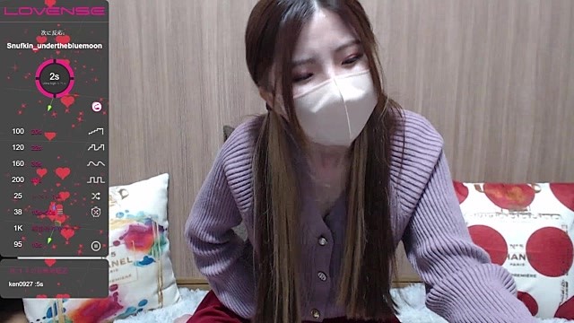 Airi_ naked stripping on cam for live sex video chat