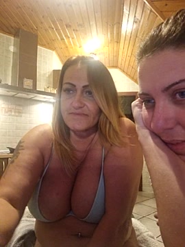 Isabellaa1979 naked stripping on cam for live sex video chat