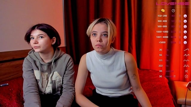 JuliaHoward naked stripping on cam for live sex video chat