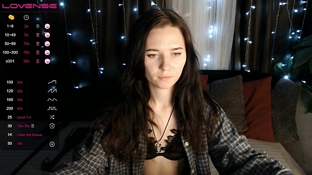 LissMoon naked stripping on cam for live sex video chat