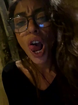 amanilouve naked stripping on cam for live sex video chat
