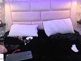 DanielaArangoo naked Live Sex Chat Room