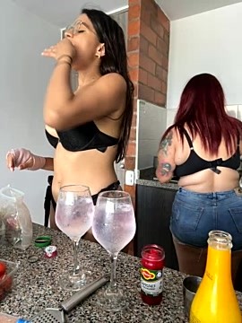 horny_roomiess naked stripping on cam for live sex video chat