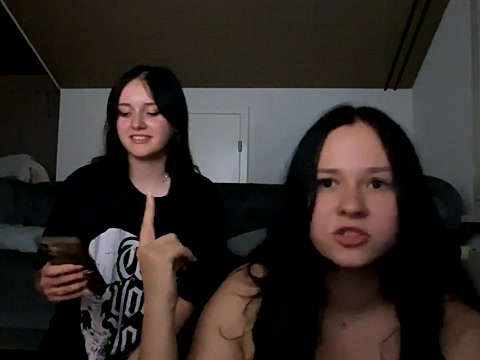 moon_fairyy naked stripping on cam for live sex video chat