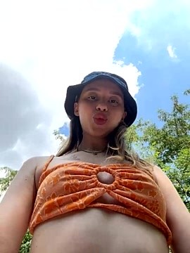 naughty_kimberly naked stripping on cam for live sex video chat