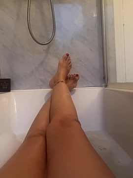 naughtybritjess naked stripping on cam for live sex video chat