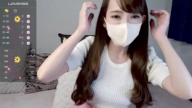 AKANE– naked stripping on cam for live sex video chat