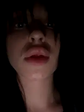 DiVossnes naked stripping on cam for live sex video chat