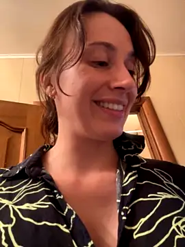 Eve_Grace111 naked stripping on cam for live sex video chat