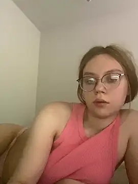 JessKiss_ naked stripping on cam for live sex video chat